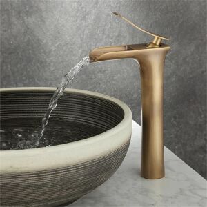 Rea Laguna Antique Gold Faucet in Use - Rea