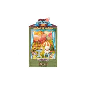 Rolife Sweet Fairy Tale Tea 3D puzzle domku dla lalek, złożony, z pluszowym misiem siedzącym przy stole z czajnikiem i filiżanką, w otoczeniu ogrodu - Puzzle 3D