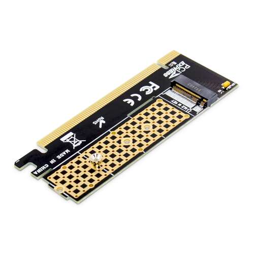 Digitus DS-33171 M.2 NVMe SSD PCI Express 3.0 (x16) port bővítő PCIe kártya, fekete, ferde nézet