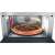 Whirlpool MWSC 9133 SX Mikrowellenherd, 33L, 1000W, 7 Leistungsstufen, 6TH SENSE, AutoClean, Innenansicht mit Pizza