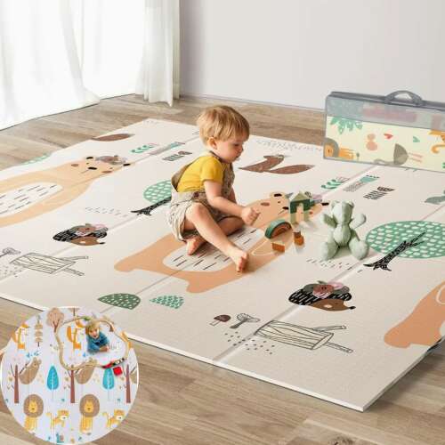 Saltea de joacă Pepita cu două fețe pliabilă cu design cu animale din pădure, arătând un copil jucându-se pe saltea