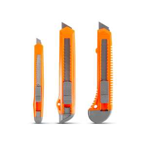 Set of 3 utility knives with snap-off blades, ideal for cutting cardboard, tape, and other materials - Hand tool