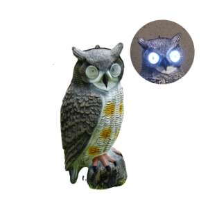 Solar powered owl statue with glowing eyes, pest control, garden decoration - Bird control