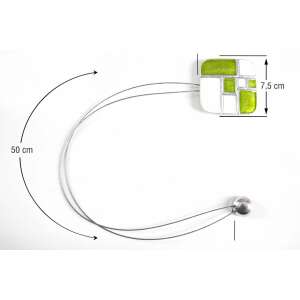 Fehér és zöld négyzet alakú függöny elkötő mágnes, 48 cm hosszú dróttal - Függönyelkötő