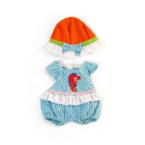 Nyári ruha és kalap 32 cm-es babákhoz, kék-fehér kockás mintával, piros tengeri lóval, narancssárga kalap fehér szegéllyel és zöld szalaggal - Miniland