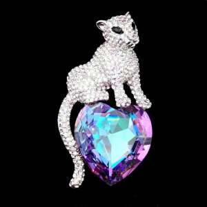 Silver panther brooch with Swarovski crystals and a large heart-shaped crystal - Brooch