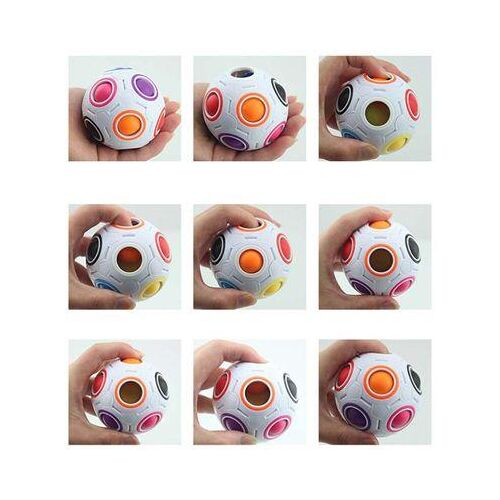 Fejtörő Labda collage of puzzle ball in hand