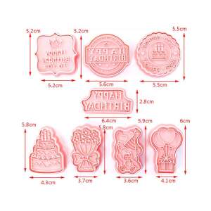 8 db műanyag keksz forma szett születésnapi süteményekhez, többek között torta, lufik, plüssmackó és virágcsokor mintával - Sütemény pecsét