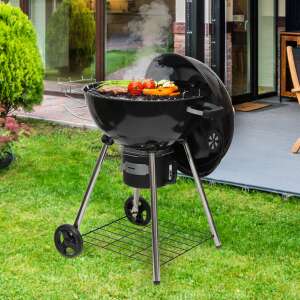 Сферичен грил Home by Somogyi GR03 с капак, дървени въглища, брикети от дървени въглища, емайлирана стоманена камера за горене и капак, хромиран стоманен грил, поцинкована стоманена кошница за въглища, височина на грила 76 см от земята, в употреба - Грил и готвене на открито