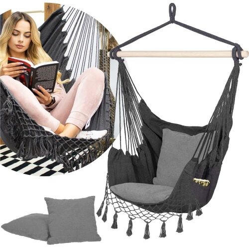 Колаж със сив висящ стол Springos и жена, която чете