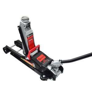 Schräge Ansicht des Geko 2,5 Tonnen Low Profile Hydraulik Wagenhebers - Geko