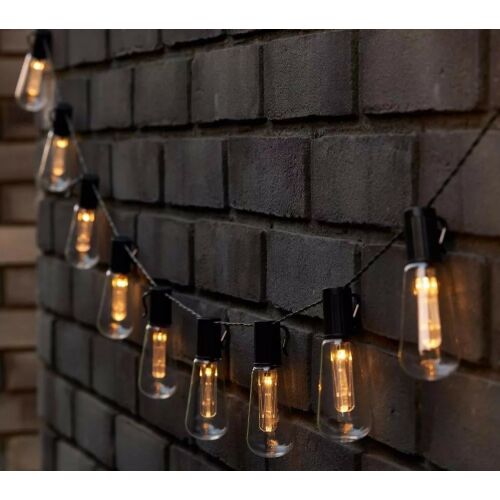 Solar Lichterkette im Edison-Stil an Ziegelwand, Warmweißes LED