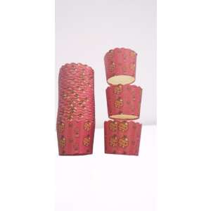 25 pack of red muffin baking cups with cute bear design - Household paper products