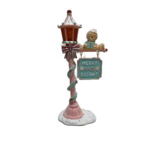Vidám és fényes karácsonyi lámpaoszlop dísz, mézeskalács figurával - Nonbrand Karácsonyi dekoráció