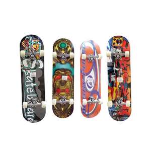 4 db Ground Control gördeszka különböző mintákkal - Gördeszkázás