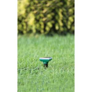 Solar powered mole repellent, 360 degree coverage, effective against moles and voles - Landscaping