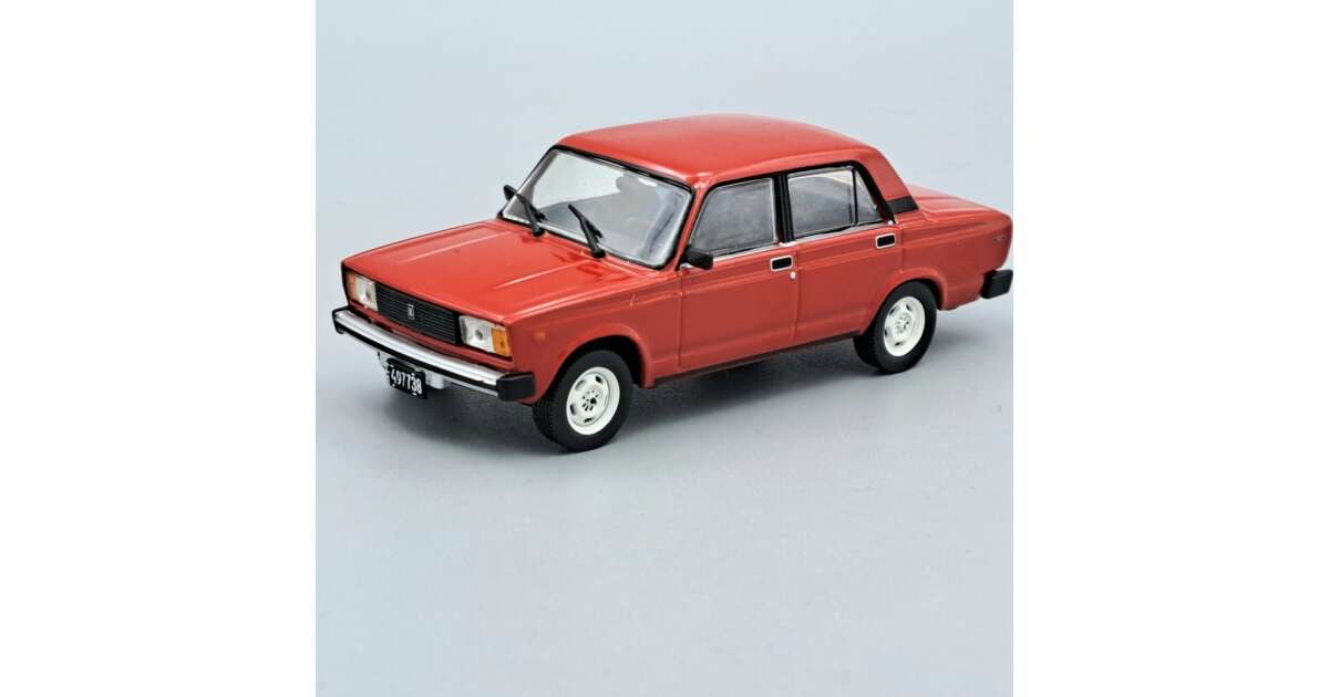 RARE NOVOEXPORT SARATOV LADA VAZ 2105 1/43 Model URSS USSR