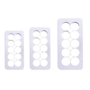 Set of 3 round cake decorating stencils, different sizes, for cutting out shapes from fondant or marzipan - Pastry decorating tool