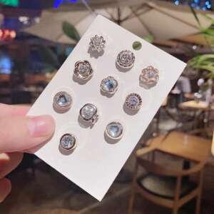 Set of 10 elegant rhinestone brooches, various shapes and sizes, perfect for adding a touch of sparkle to your outfits - Brooch