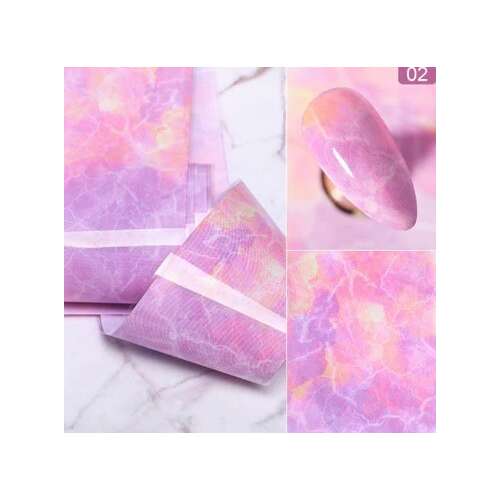 Márvány mintás körömfólia, lila színben, egyedi körmökhöz