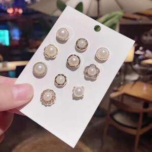 Set of 10 pearl brooches, elegant and stylish, perfect for adding a touch of class to any outfit - Brooch