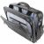 Geöffnete Natec Boxer 17.3 Zoll Laptoptasche mit Innenfächern