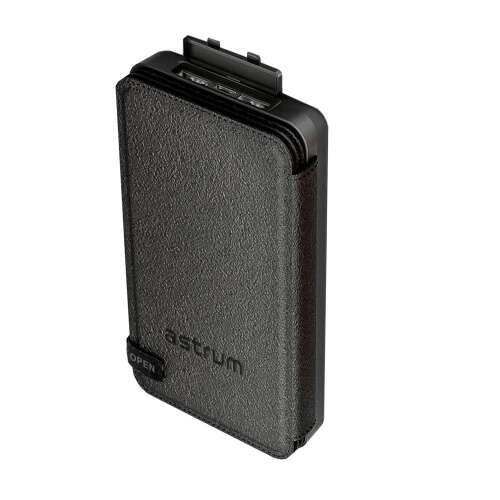 Astrum PB710 10000mAh čierna power banka so solárnym nabíjaním, 1x Type-C, 2x USB-A (2.1A), Li-Polymer článkami