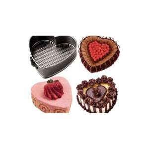 Set of 3 heart-shaped cake pans with removable bottom, perfect for baking delicious cakes and desserts - Baking Mold
