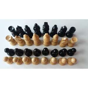 Set de piese de șah din lemn de nuc, lucrate manual, 32 de piese, negru și natural, înălțimea regelui de 7,9 cm - Domino, șah