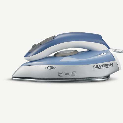 Naparovacia žehlička Severin BA 3234, bočný pohľad na bielom pozadí