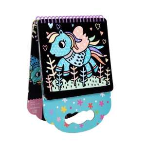 Tooky Toy Tookyland Samt-Malbuch-Set Einhorn, 6 Malvorseiten mit Samtoberfläche, 8 bunte Stifte, Einhorn-Motiv - Kinderheft Ausmalen