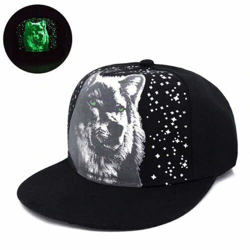 Șapcă de baseball neagră MBrands cu grafică lup și detalii fosforescente