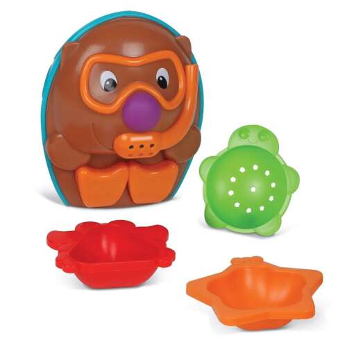 Spike the Hedgehog bath toy with a turtle, crab and starfish for pouring and splashing water