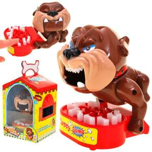 Happy Game Arcade-Spiel mit einem Bulldoggen, der in den Finger beißt, wenn man den falschen Knochen drückt - Nonbrand Interaktive Kinderspiele