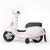 Oldalnézet a Baby Mix Vespa fehér elektromos motorról gyerekeknek