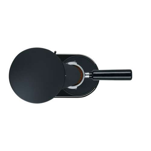 Draufsicht auf die Graef Automata Kaffeemühle CM802, zeigt die Mühle mit geöffnetem Deckel und dem Siebträger