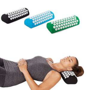 Akupresszúrás masszázspárna nyakfájdalom csillapítására, fekete, kék és zöld színválaszték, nő használja a párnát - Masszázspárna