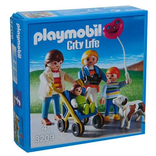 Playmobil City Life Családi séta babakocsival 3209 Játék készlet, 4 figurát, babakocsit és kutyát tartalmaz