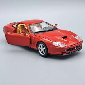 Ferrari 550 Maranello 1:24 méretarányú modell autó, piros, elülső nézet, nyitott ajtó - Bburago