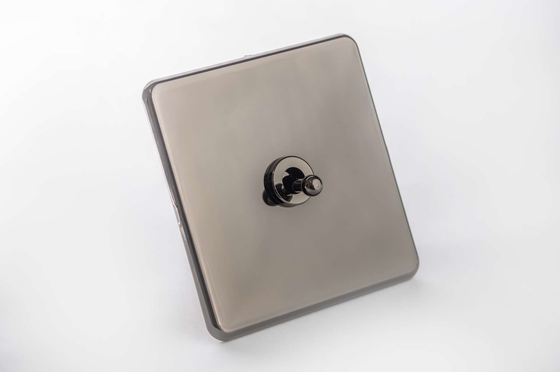 Luxury Metallic Switch, RegalNoir Vichema, 1 Gang 2 Way, 10A, Black Chrome