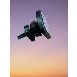 Autós telefontartó szellőzőrácsra, mágneses - Ajándék ötlet Valentin-napra