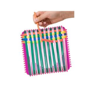 Weaving in progress on Glamour Girl Heart Shaped Loom - Nonbrand Creative Toy