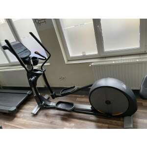 Impulse Fitness RE700 használt elliptikus tréner edzőterembe, oldalnézet - Elliptikus tréner