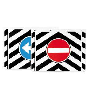 Aripile de noroi pentru camioane cu model chevron negru și alb și semne de circulație, viraj la stânga și intrare interzisă - Triunghiuri reflectorizante