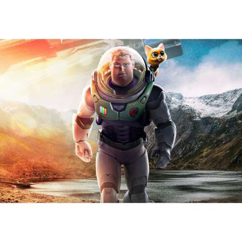 Lightyear film koncepció poszter, 61x90cm, Buzz Lightyearrel űrruhájában - Otthon és kert