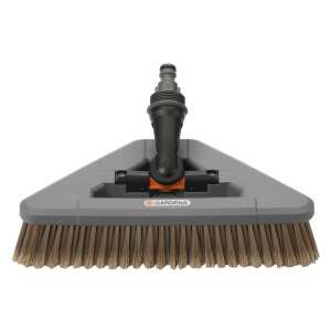 Gardena triangular brush for cleaning, with a hose connection - Pressure Washer Accessory