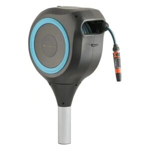 GARDENA RollUp M 20m tambur furtun de grădină, vedere unghiulară, fundal alb - Cărucioare pentru furtun