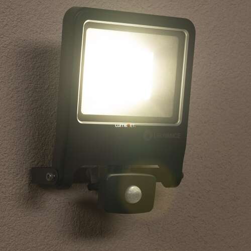 Ledvance Endura Flood 50W LED outdoor floodlight with motion sensor, warm white