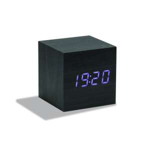 TOO DC-330-B schwarzer digitaler Wecker mit lila LED-Anzeige, die 19:20 anzeigt - Innenarchitektur