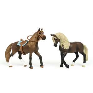 Set de pornire Schleich Horse Club Paso Peruano, doi cai, unul cu sa si frau - Figurine